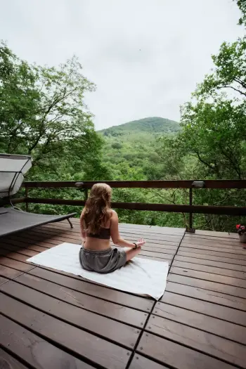 Relaxálás a teraszon